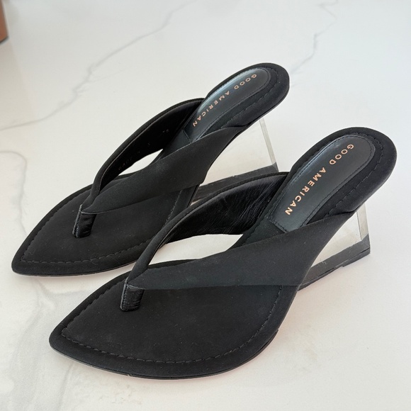 Good American Cinderella Wedge Sandal In Black - Sold Out Online. - Picture 1 of 7